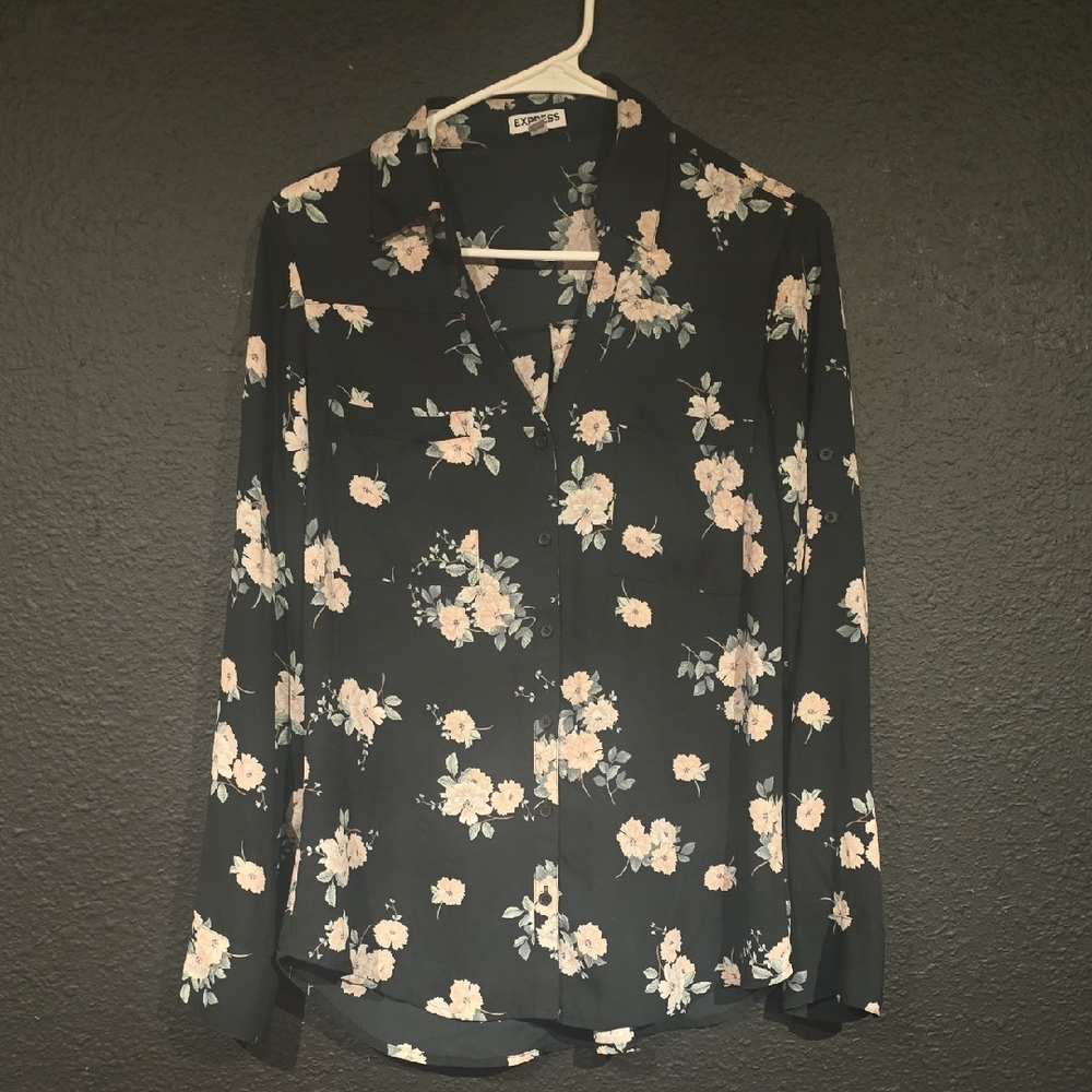 Express Black Long Sleeve Buttoned Blouse with Notched Collar